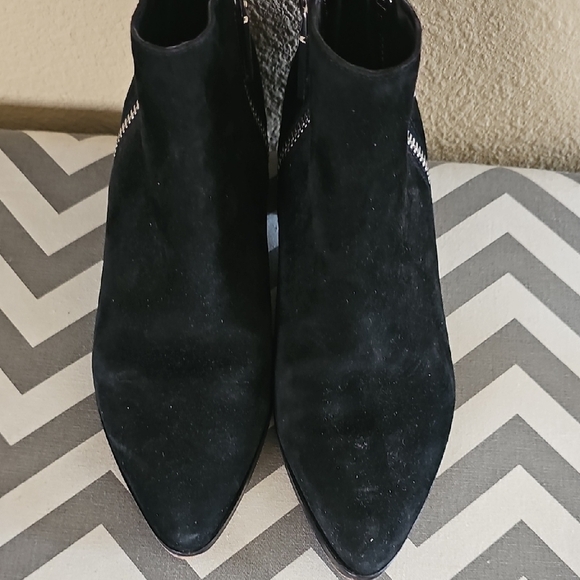 Dolce Vita Marra Double Zip Onyx Black Suede Witchy Ankle Bootie Size 8 - Picture 3 of 12